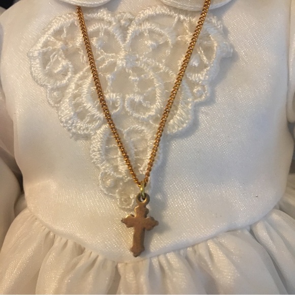 Vintage Religious Girl Porcelain Doll - Picture 3 of 11